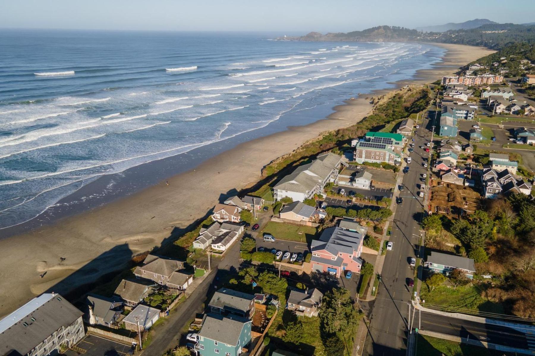 On The Beach Newport Exterior foto