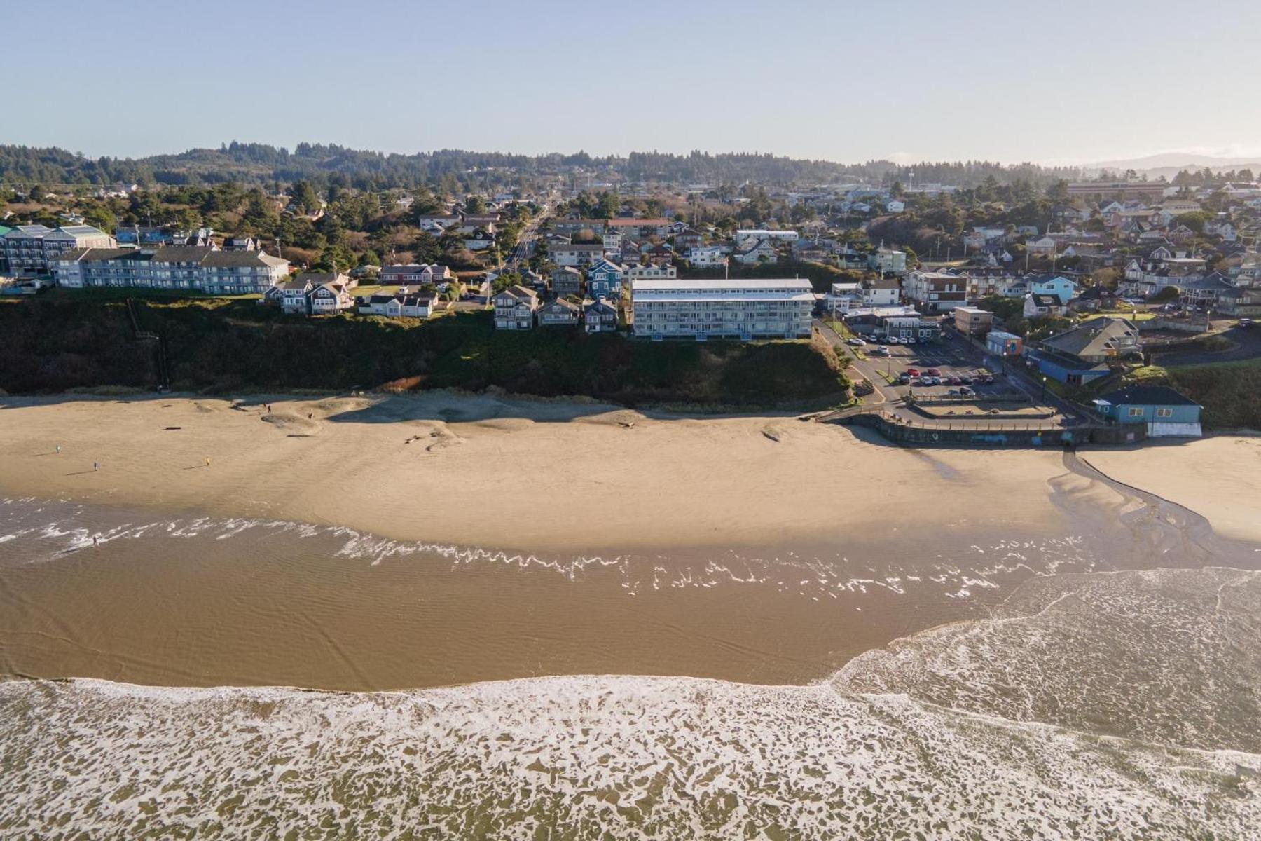 On The Beach Newport Exterior foto